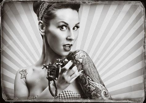 pin up chick tattoos|vintage pin up girl tattoos.